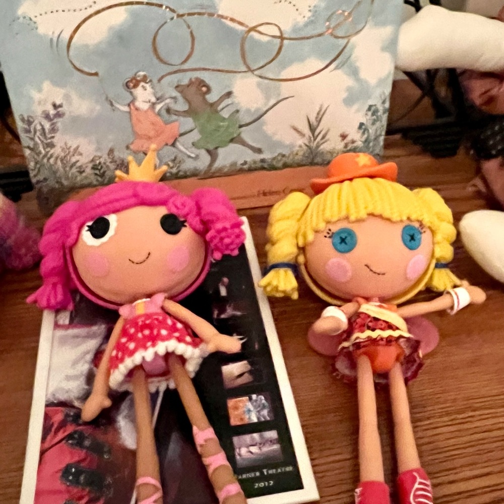 Friends Need Each Other Dolls